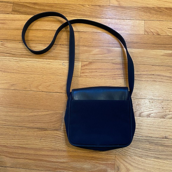 Nine West Small Crossbody Navy Black Nylon Y2K Good Condition - Picture 3 of 10